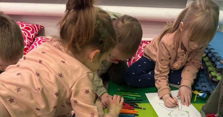 jak wspierać dziecko w nauce języka angielskiego